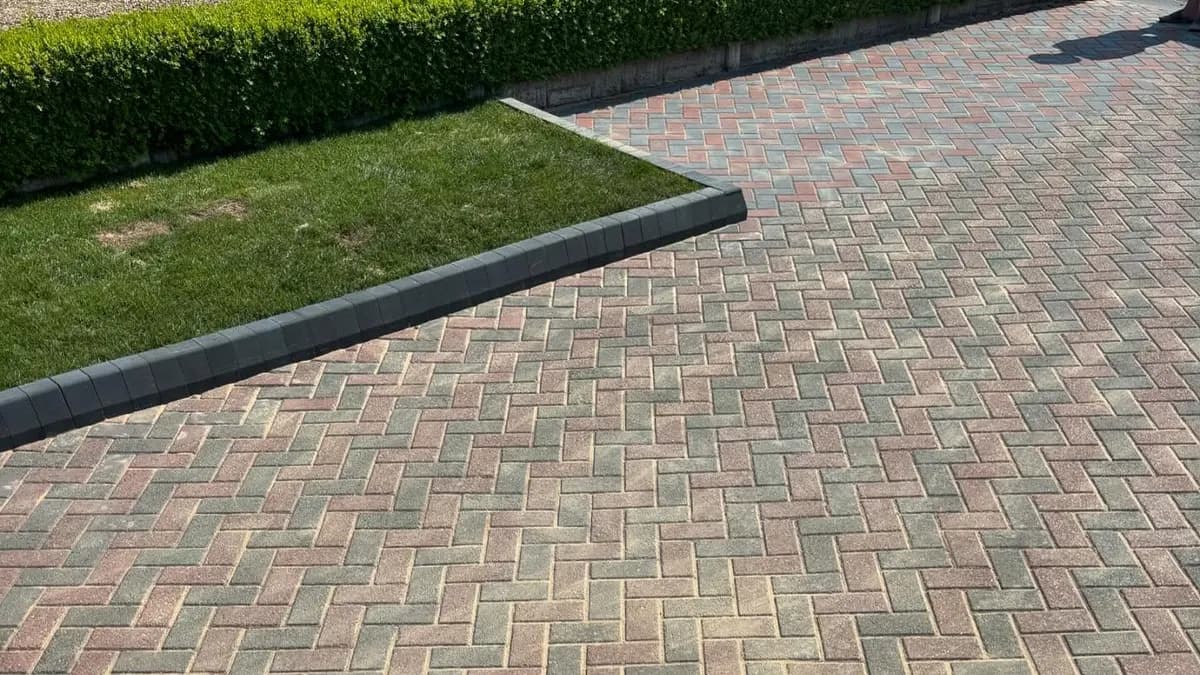 A block paved driveway laid by Creative Contractors in Stourbridge